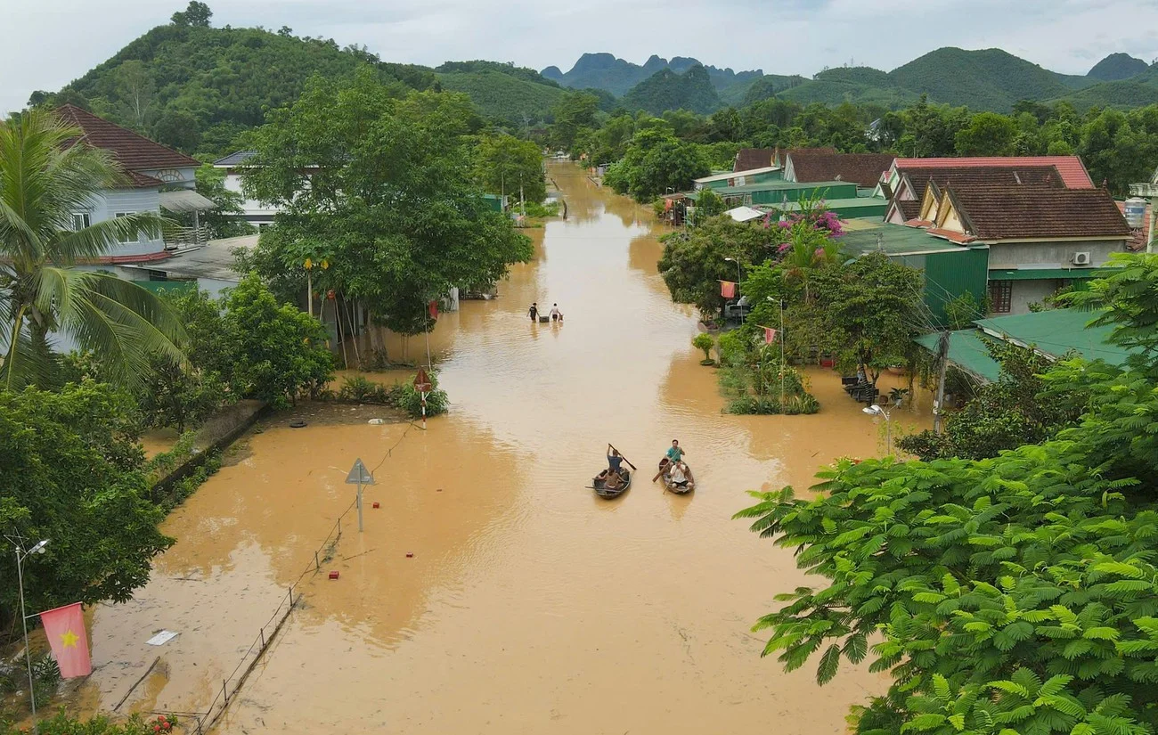 Lũ Lụt Miền Trung 2025: Khi Mưa Lớn, Xả Lũ Khẩn Cấp Và Nỗi Đau Lặp Lại